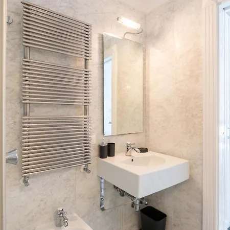 - The Roof Appartement