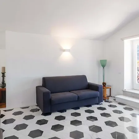 - The Roof * סורנטו