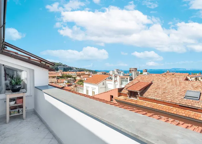 - The Roof * Сорренто