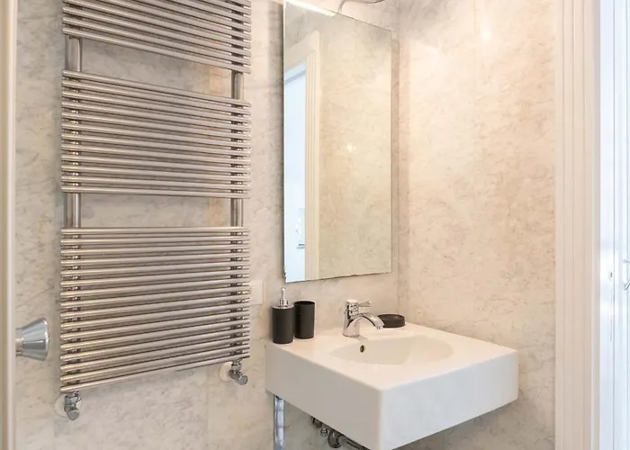 - The Roof Appartement