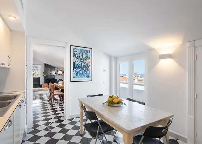 Апартаменты - The Roof *