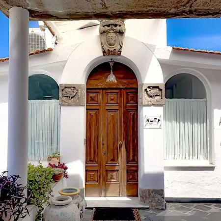 Apartman - The Roof Sorrento