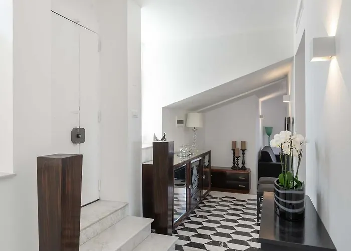 - The Roof سورينتو